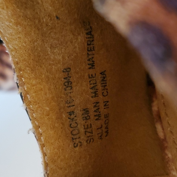 Comfortview Animal Print Pumps - Picture 6 of 12